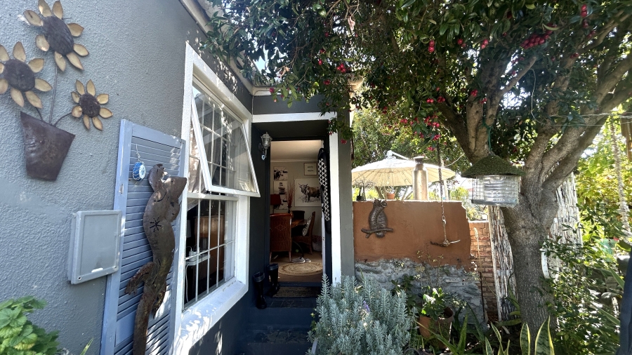 4 Bedroom Property for Sale in Sunningdale Western Cape